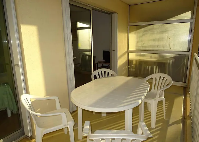 Vue Sur Port Avec Parking Et Animaux Admis - Fr-1-833-6